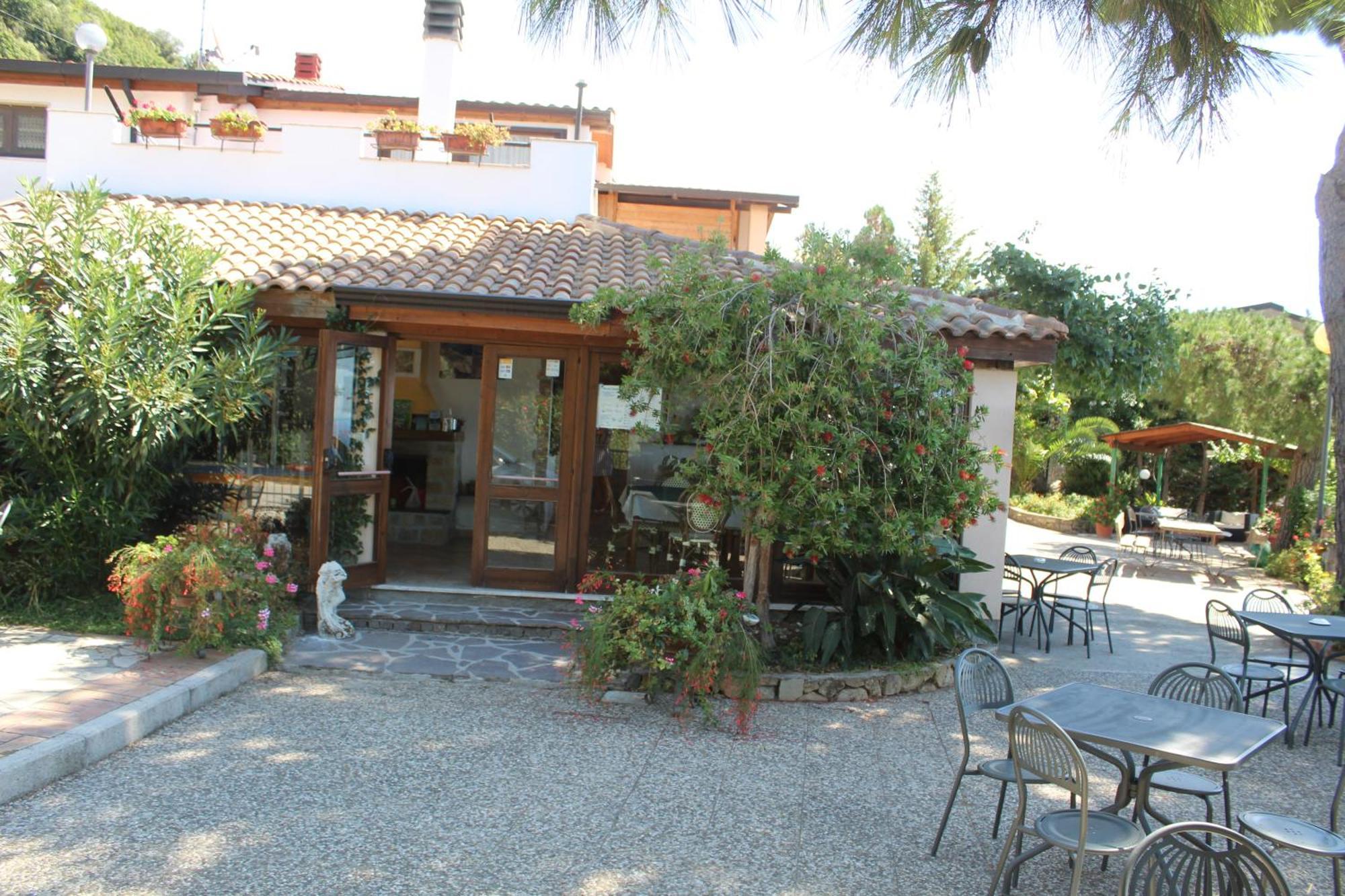 Villa Incanto B&B Каприоли Экстерьер фото